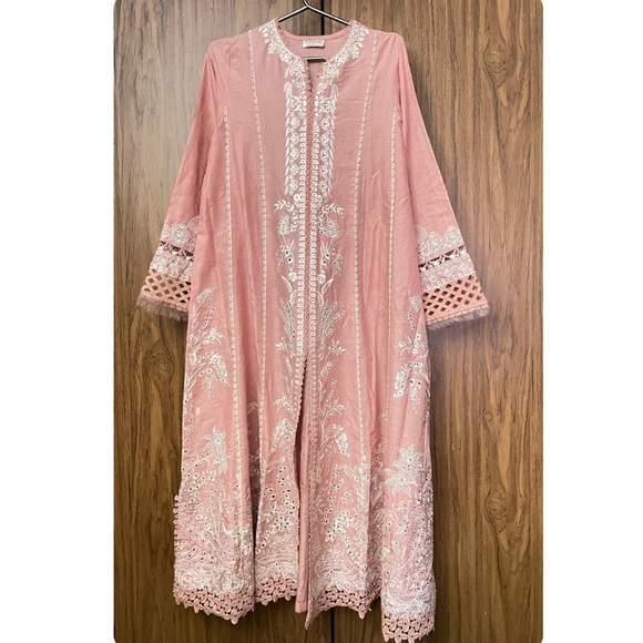 ❌SOLD❌Suffuse by sana yasir NAYLA luxury lawn 23 - Picture 6 of 16